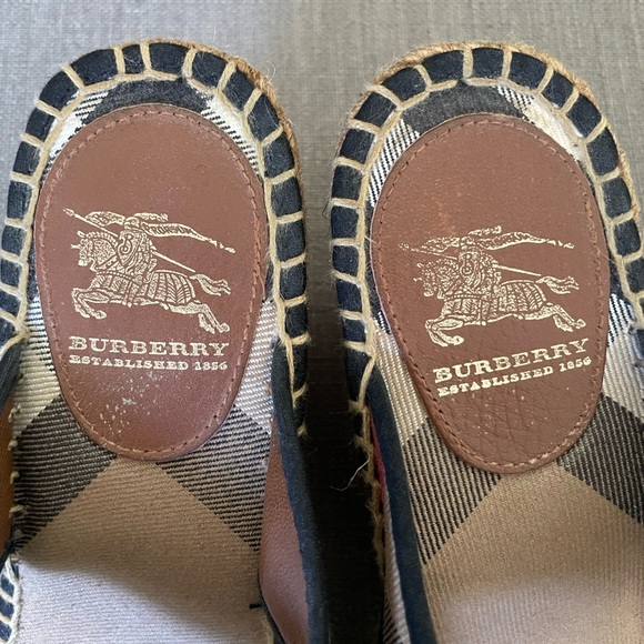 Burberry Canvas Colorblock Pattern Espadrilles - Picture 4 of 6